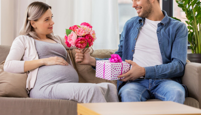 Hier sind die besten Geschenkideen zum Muttertag für Ihre schwangere Frau