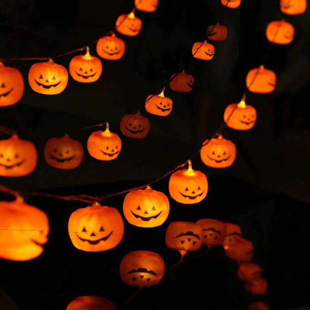 LED-Kürbislichter, Halloween-Lichterkette, Heim- und Außendekoration, flackerndes, konstantes orangefarbenes Licht, 5 Fuß/10 Fuß/19,5 Fuß