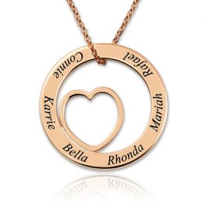 Engraved Circle Heart Name Necklace In Rose Gold for Mom