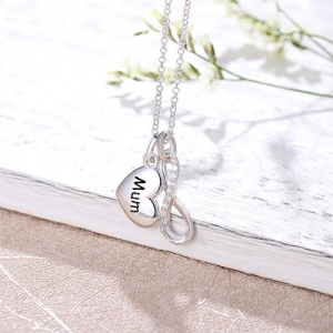 heart necklace	 