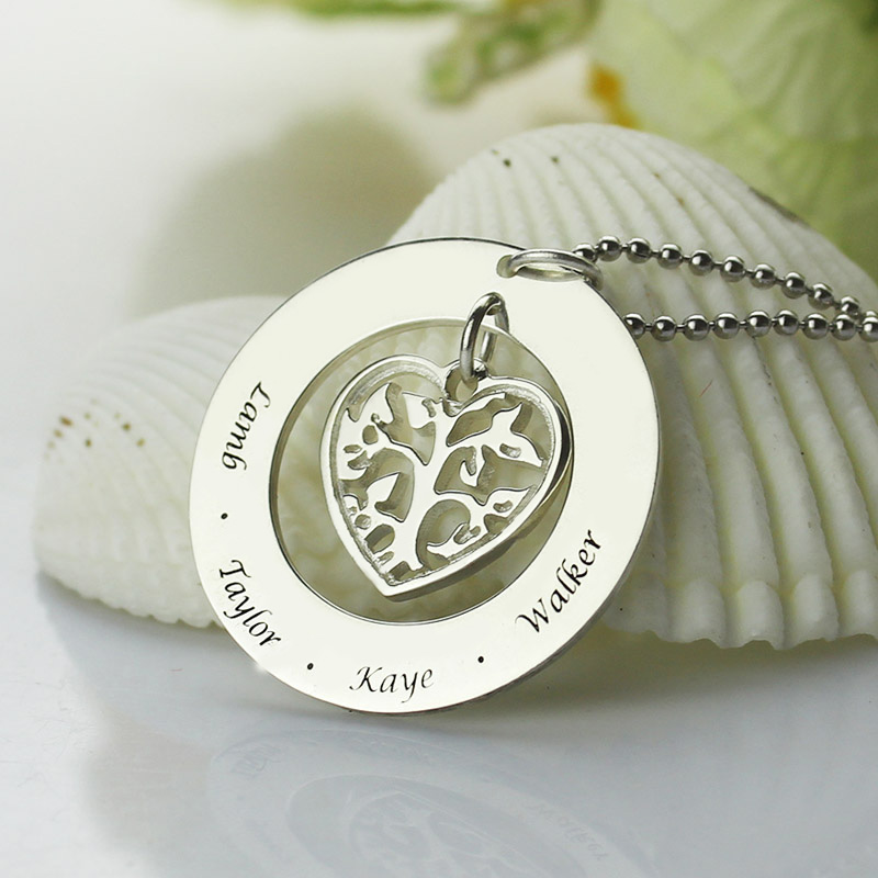 Colar com nome de árvore de família em círculo com berloque de coração em prata de lei