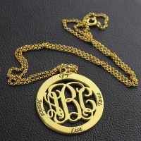 Family Monogram 4 Names Necklace In Gold Plated